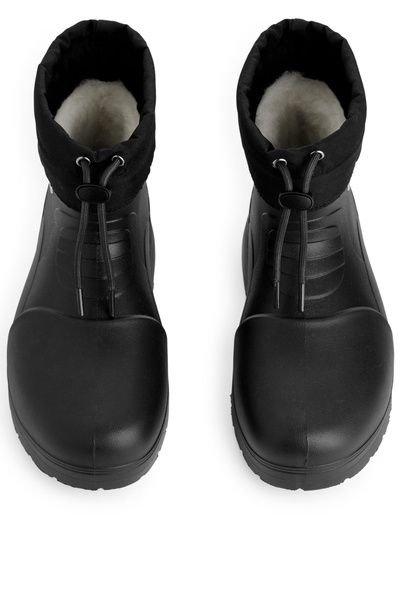 Fubuki Niseko 3.0 Low Boots – Black – Women – ARKET NL