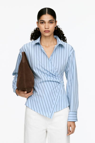 Chemise cache-cœur – Bleu/Rayé – Femme – ARKET FR