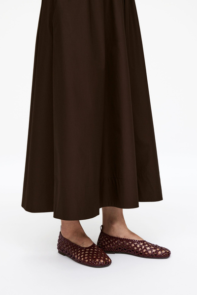 Woven Patent Leather Flats – Dark Red – Women – ARKET GB