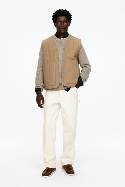 Quilted Workwear Vest – Dark Beige – Men – ARKET GB