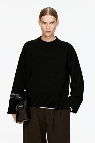 Pull oversize en pur cachemire – Noir – Femme – ARKET FR