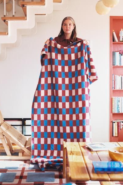Evelina Kroon Blanket for UNHCR – ARKET WW