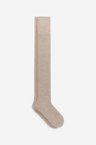 Chaussettes hautes en cachemire mélangé – Beige – ARKET FR