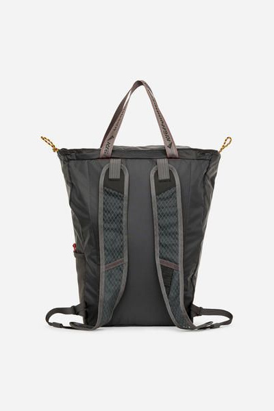 Klättermusen Gand Bag 23L – Khaki Green – Men – ARKET GB